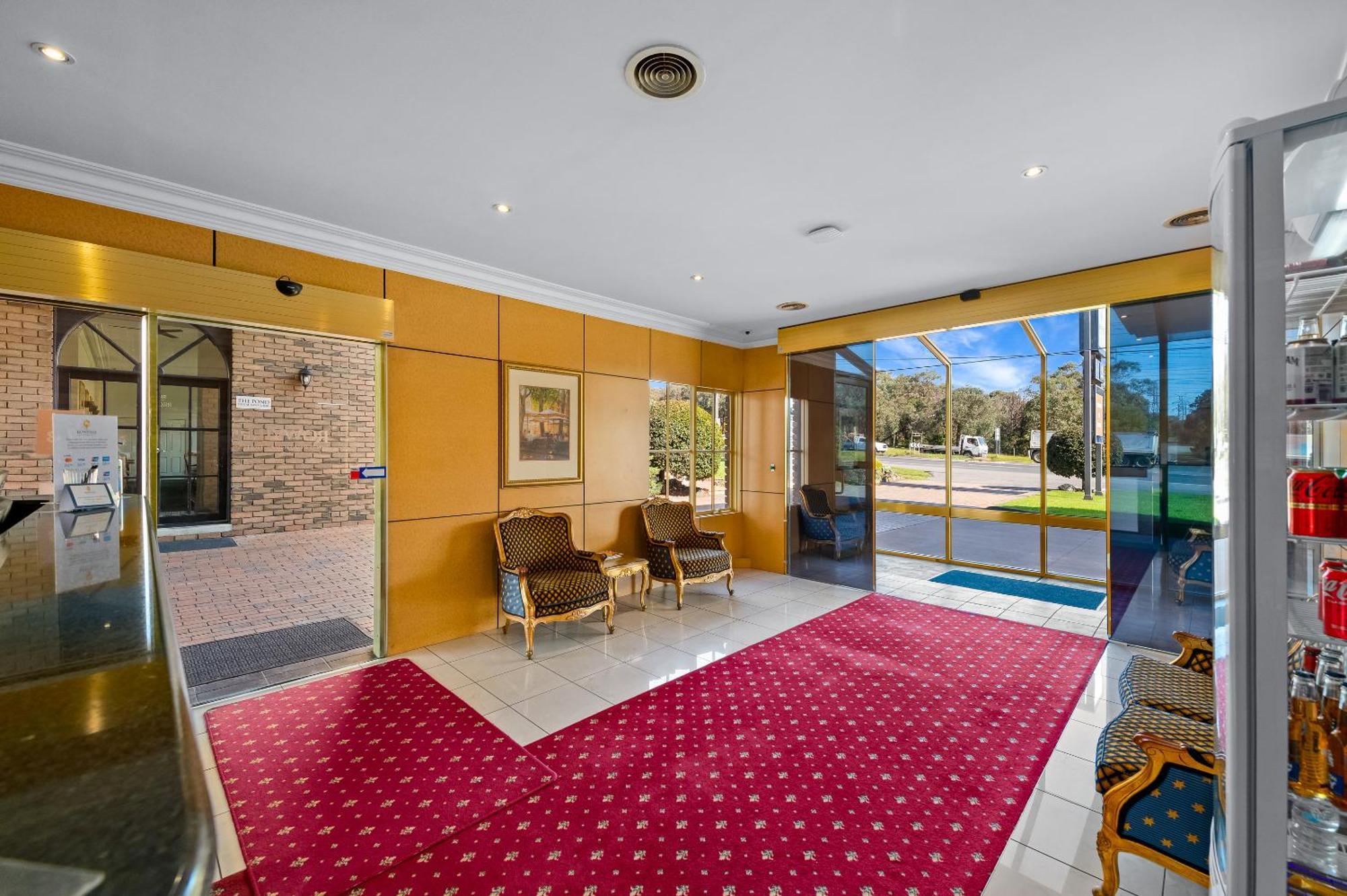 Motel International 4*