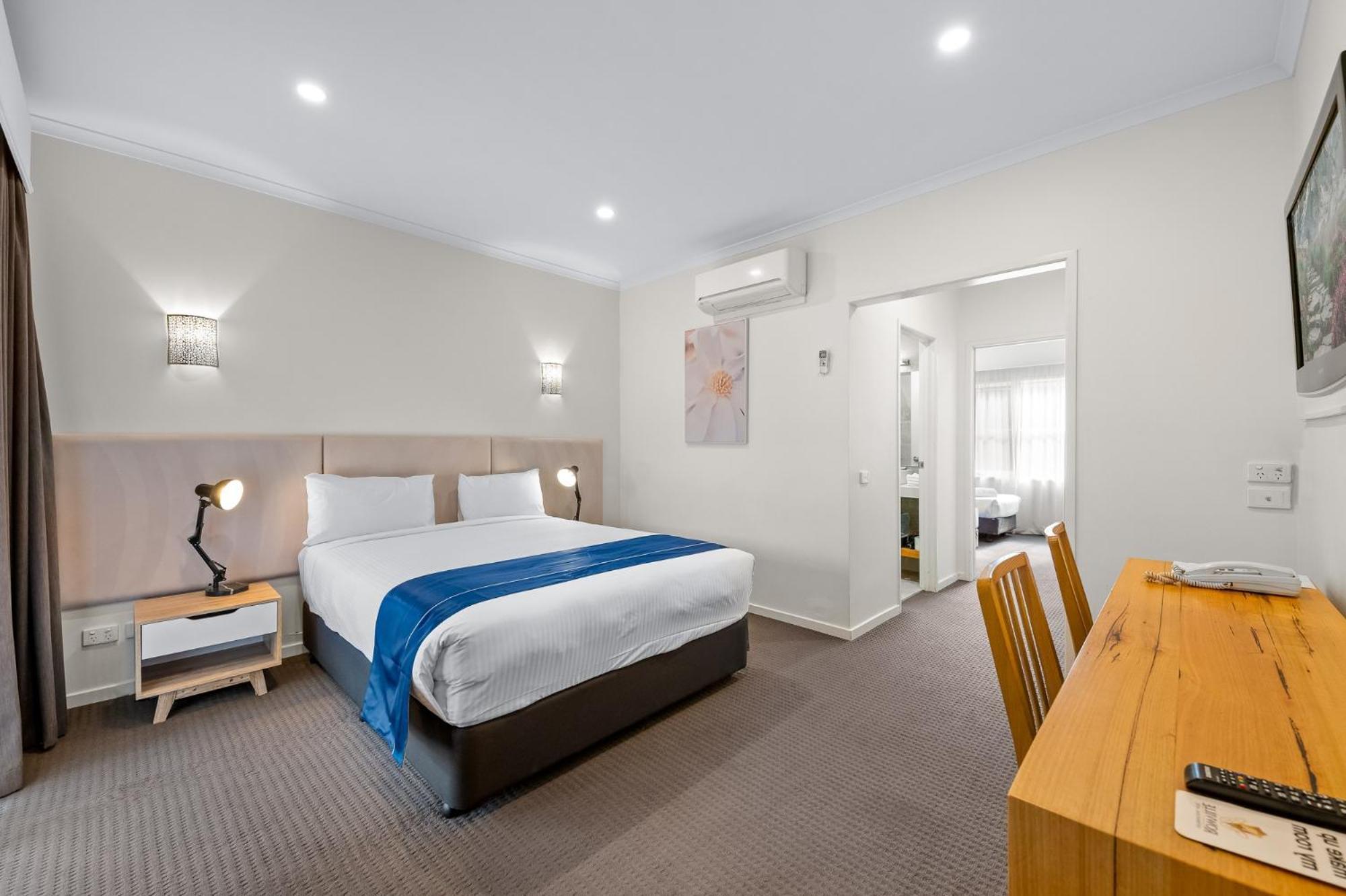 International 4* Rowville
