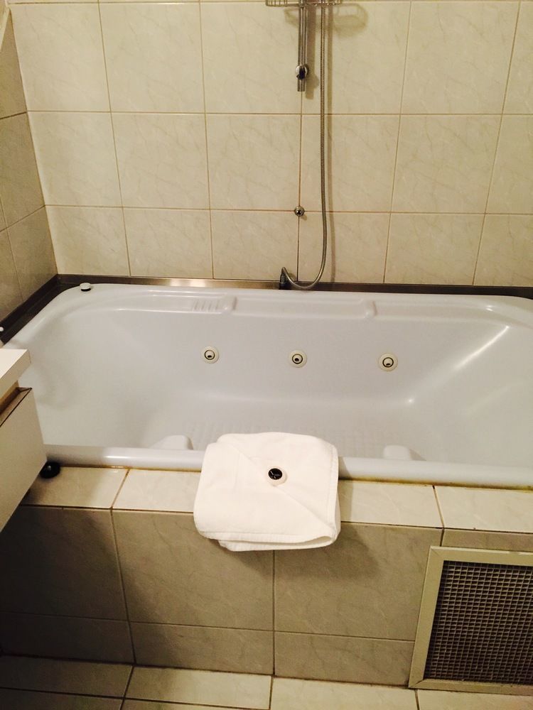 International Motel 4*